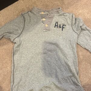 Abercrombie & Fitch Kids Heather Gray Long Sleeve Tee
